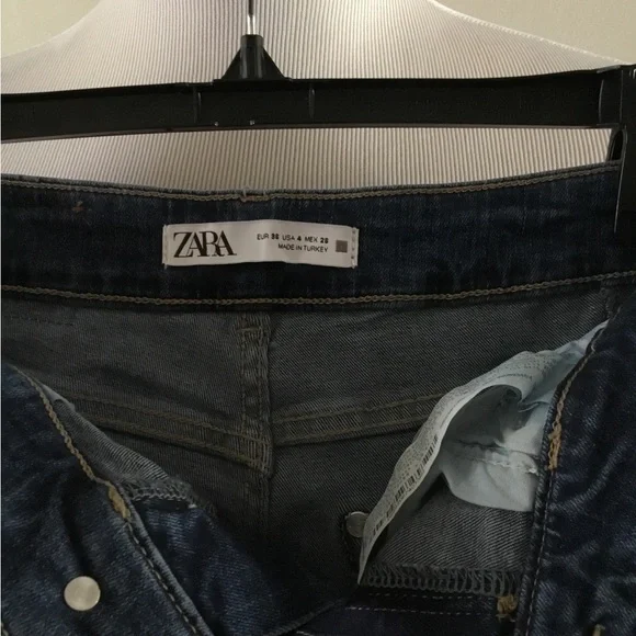 HOST PICK- ZARA HIGH RISE JEANS/ USA SIZE 4- EUR 36(98% COTTON, 2% ELASTANE) - Picture 7 of 9